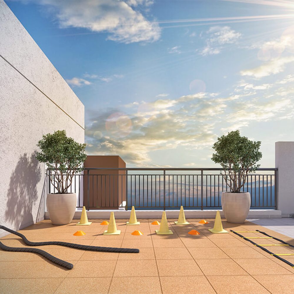 • Fitness externo, com bola de Pilates e equipamentos para ginastica funcional • Vista panorâmica; • Espaço integrado ao Fitness e Piscinas; • Espaço entregue equipado e mobiliado;